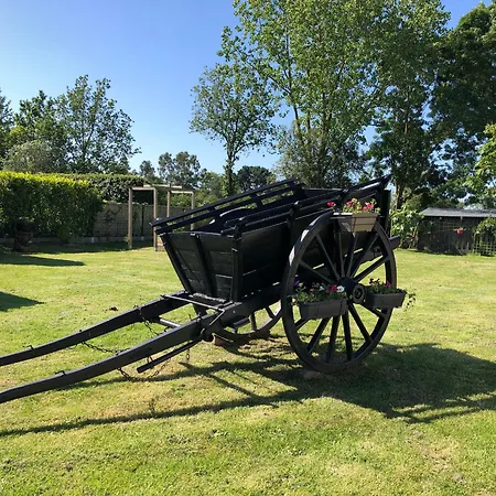 2 Pers Avec Terrasse Privative Et Proche Velo Rail - Fr-1-426-466