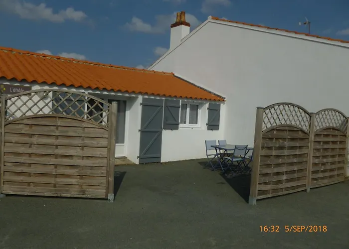 2 Pers Avec Terrasse Privative Et Proche Vélo Rail - Fr-1-426-466 *