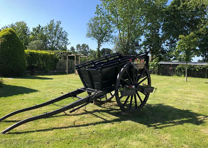 2 Pers Avec Terrasse Privative Et Proche Velo Rail - Fr-1-426-466